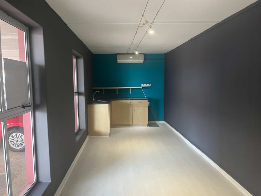 To Let commercial Property for Rent in Milnerton Western Cape
